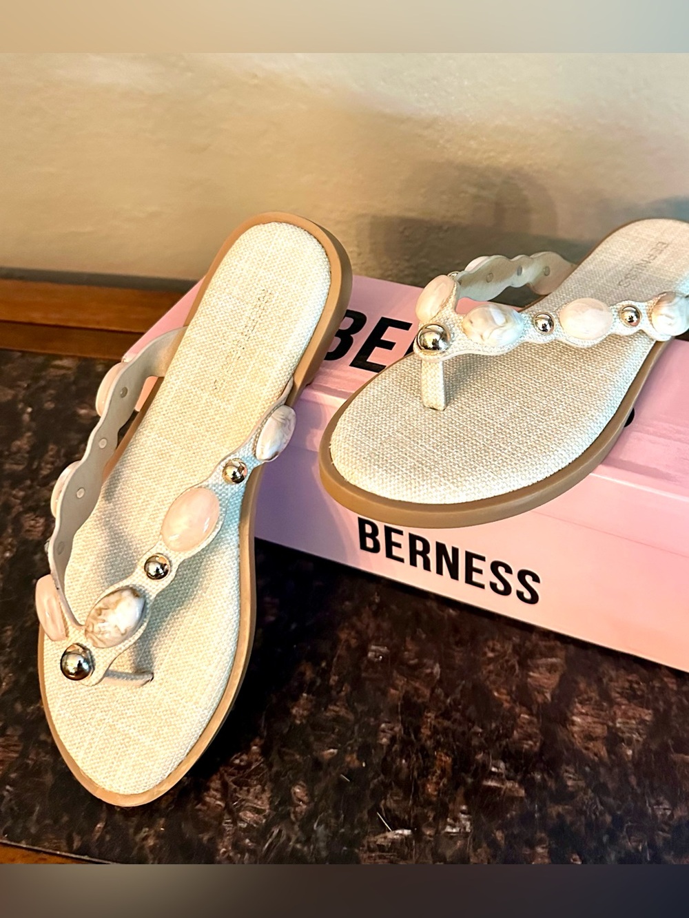 NIB! 🔥 Women's Ivory Linen Embellished Thong Sandals, Size 5